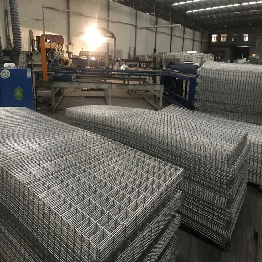 Factory supply price 100x100mm zinc galvanized welded wire mesh sheet wire mesh fence panels