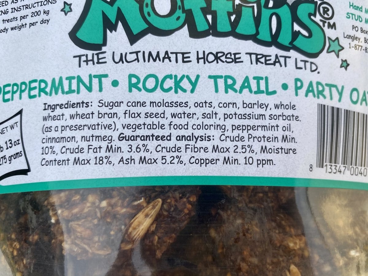 Stud Muffins Variety Pack Molasses， Cinnamon and Peppermint Horse Treats