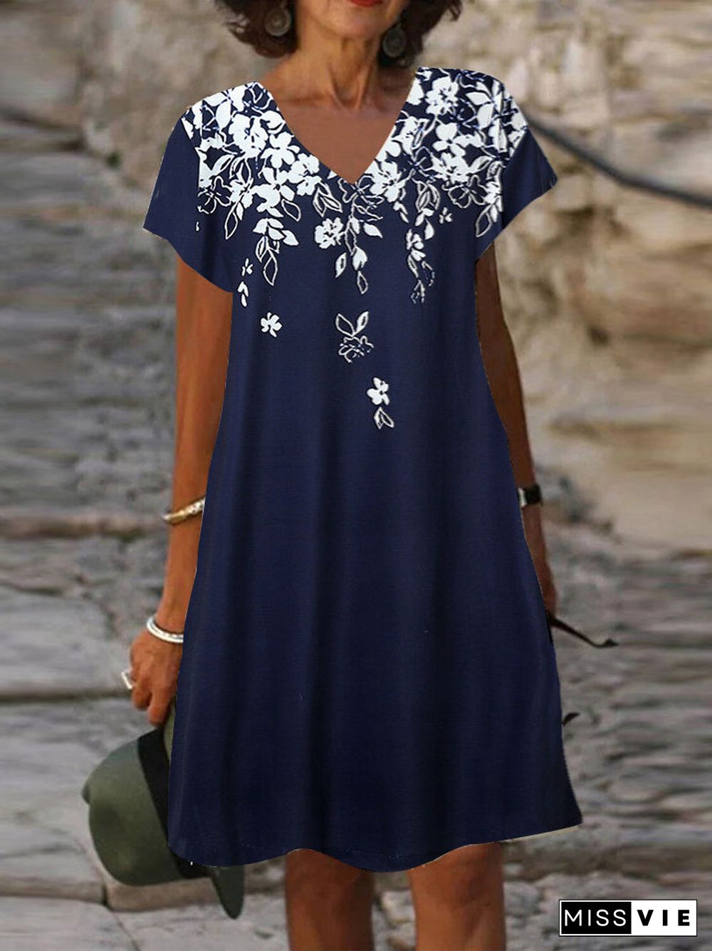 Women's Blue V-Neck Short Sleeve Graphic Floral Printed Midi Dress