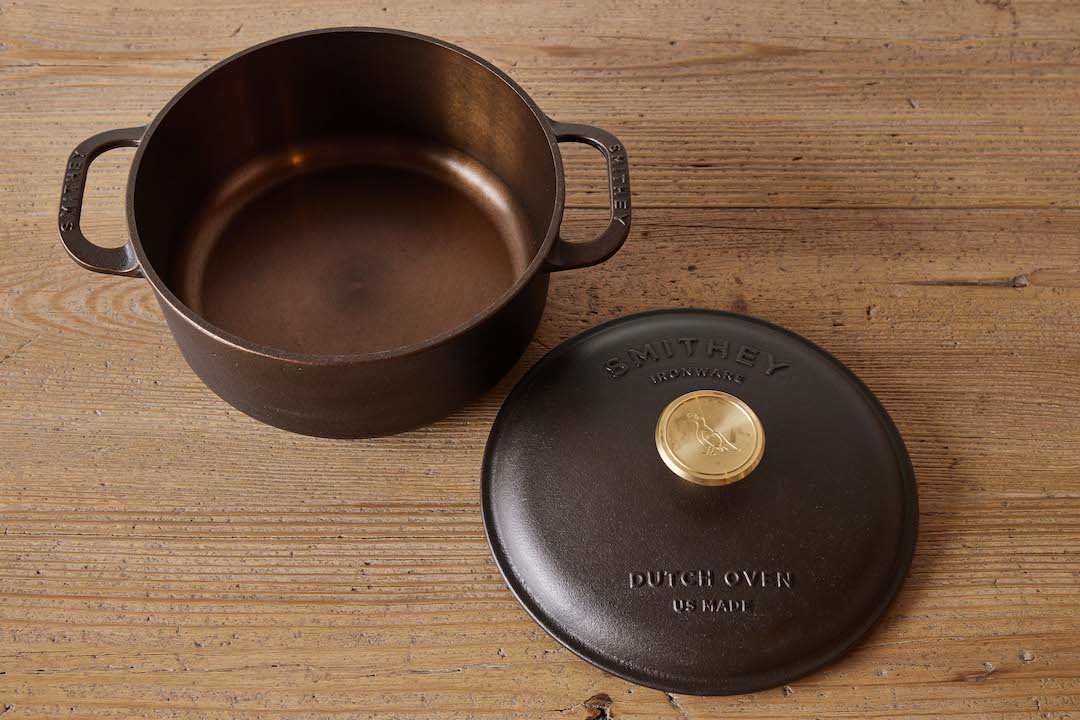 Smithey Cast Iron Dutch Oven (Multiple Sizes)