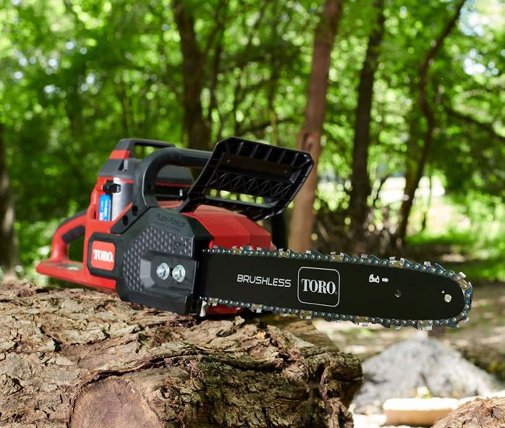 16 Cordless Brushless Electric Chainsaw with 60V MAX* Battery Power and Flex-Force Power System? Kit ;