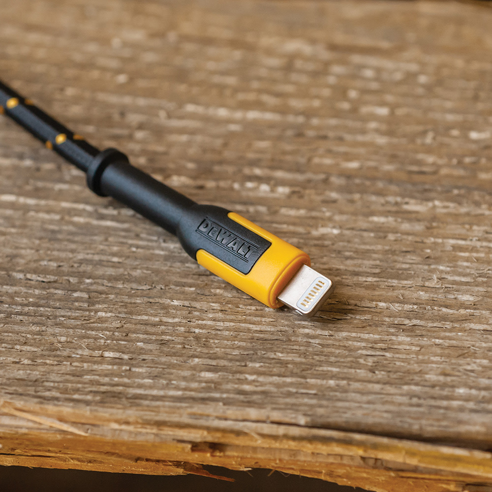 DEWALT Phone Charger Lightning to USB-C 4and#8242;