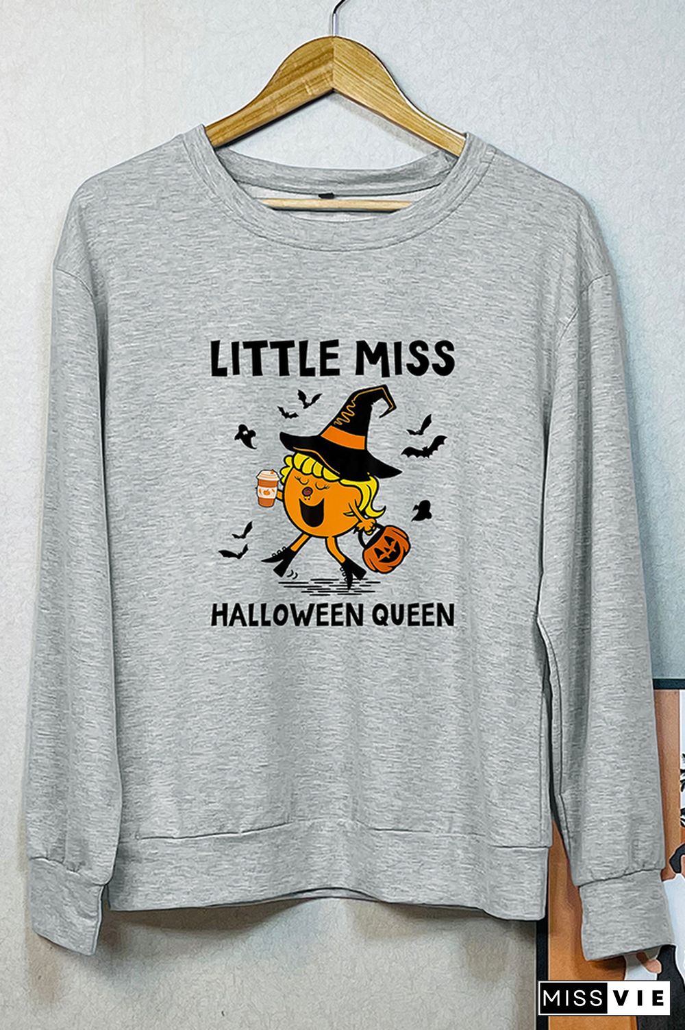 Retro Little Witch Pumpkin Halloween Nurse sweatshirt Wholesale