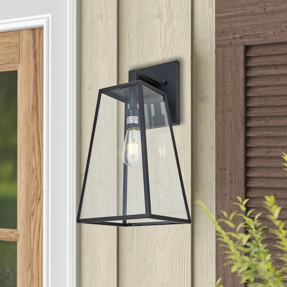 1 Light Outdoor Wall Lantern in Oil Rubbed Bronze Finish and Clear Tempered Glass   Oil Rubbed Bronze