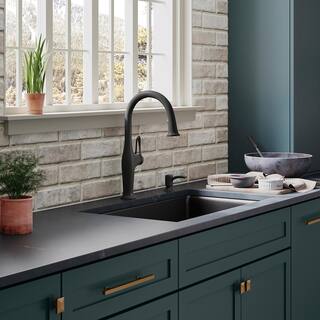 KOHLER Hamelin Single Handle Pull Down Sprayer Kitchen Faucet in Matte Black K-R33446-SD-BL