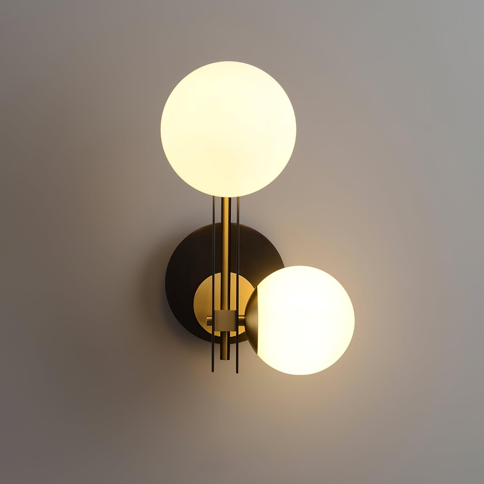 Planeta Wall Lamp