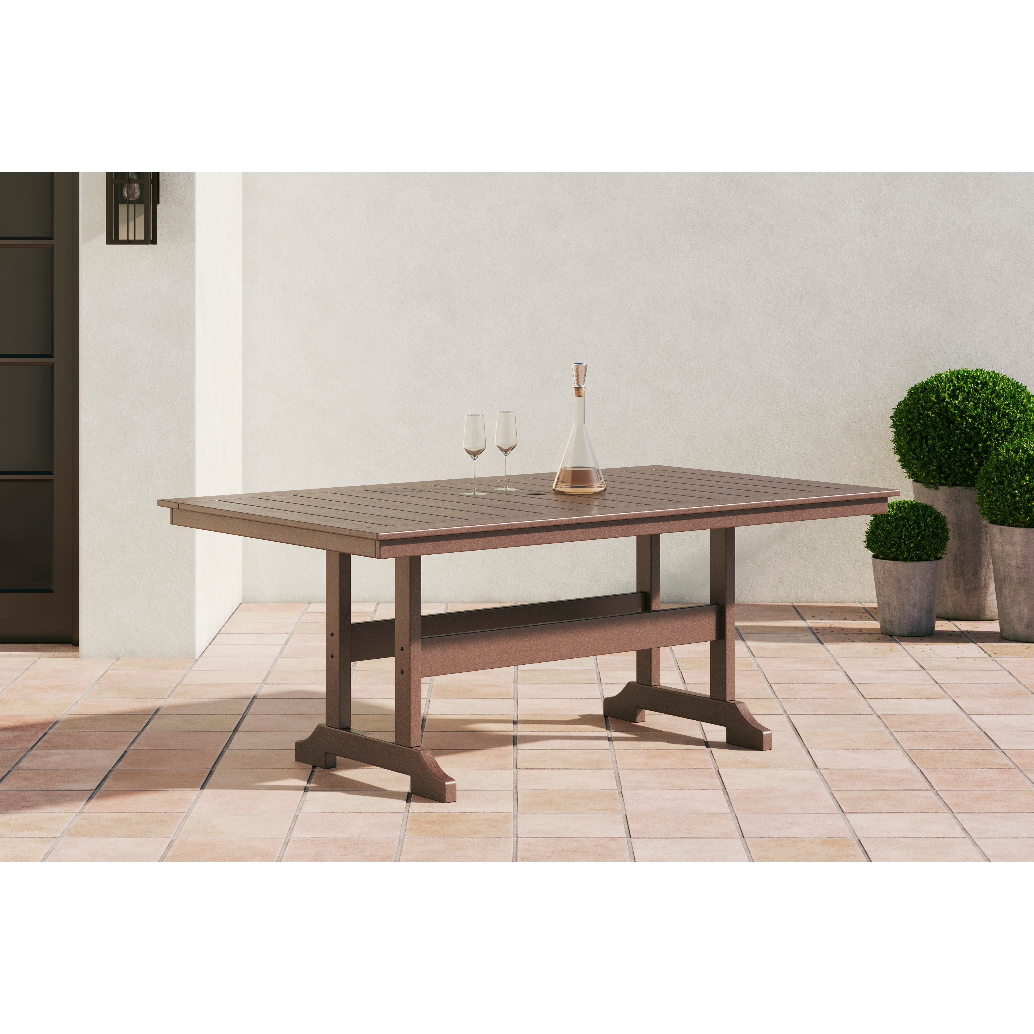 Poly Redwood  Outdoor Patio Dining Table