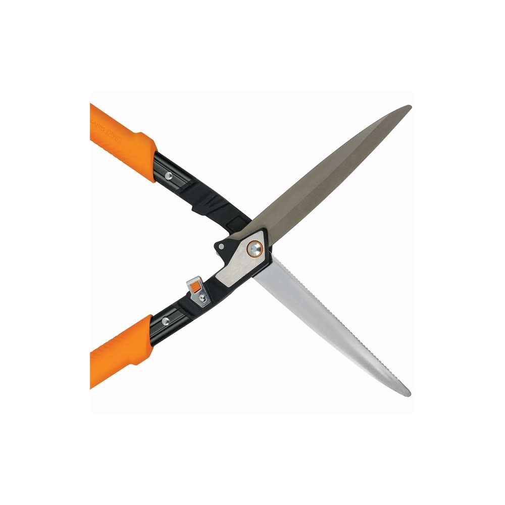 Fiskars 9 Carbon Steel Blade Hedge Shear with Aluminum Handle