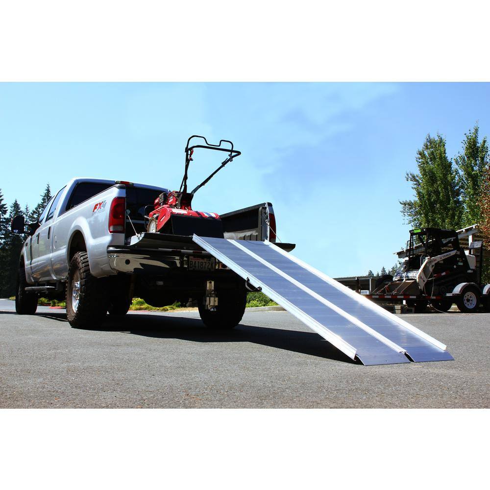 EZ-ACCESS TRAVERSE 8 ft. Singlefold Aluminum Loading Ramp TRAVERSE SF08