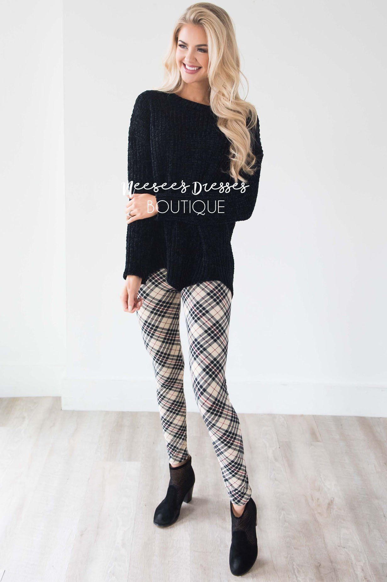 Starstruck By Love Scallop Hem Sweater