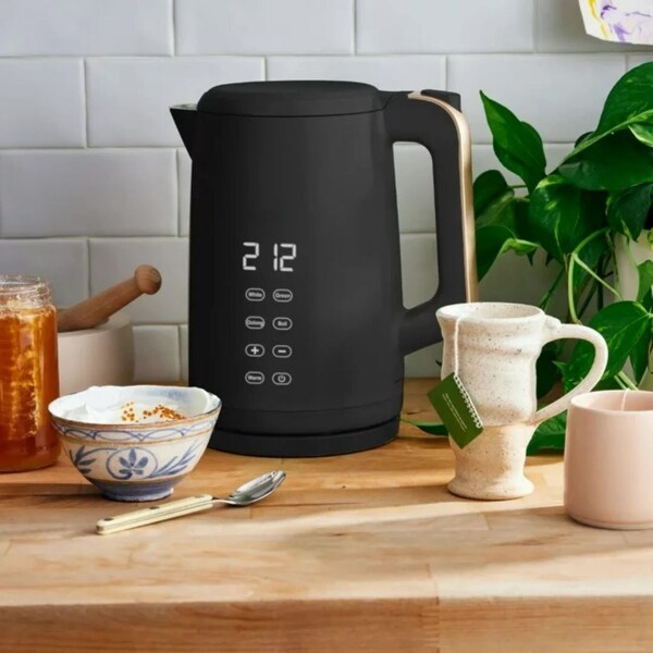 1.7 Liter One-Touch Electric Kettle， Black