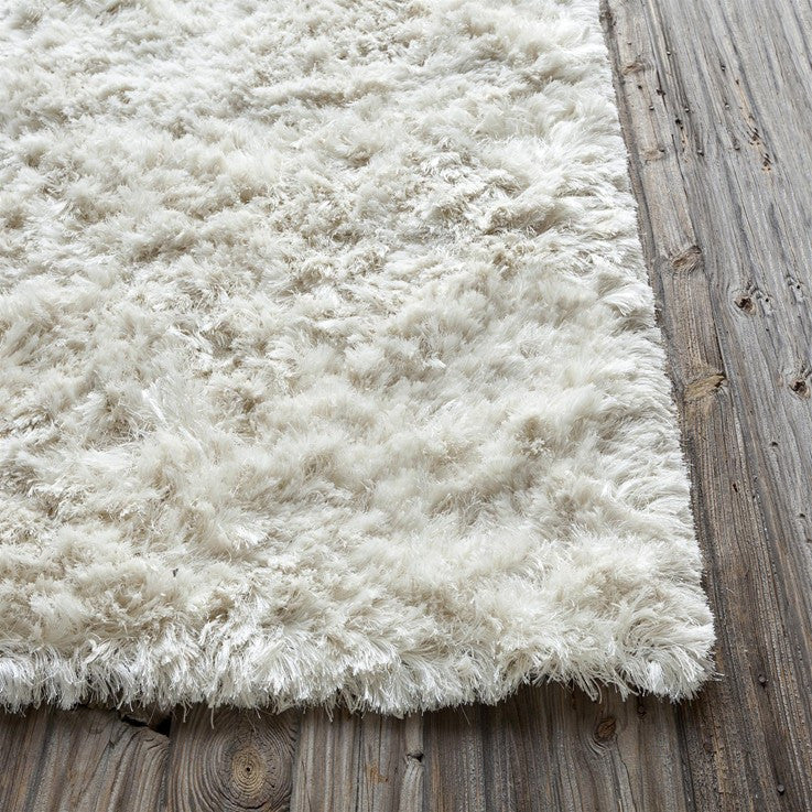 Celecot Collection Hand-Woven Area Rug