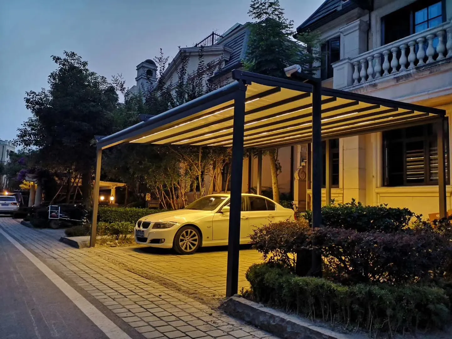 Outdoor Opening Gazebo Automatic PVC Pergola Systems Metal Garage Patio Awning Retractable Roof