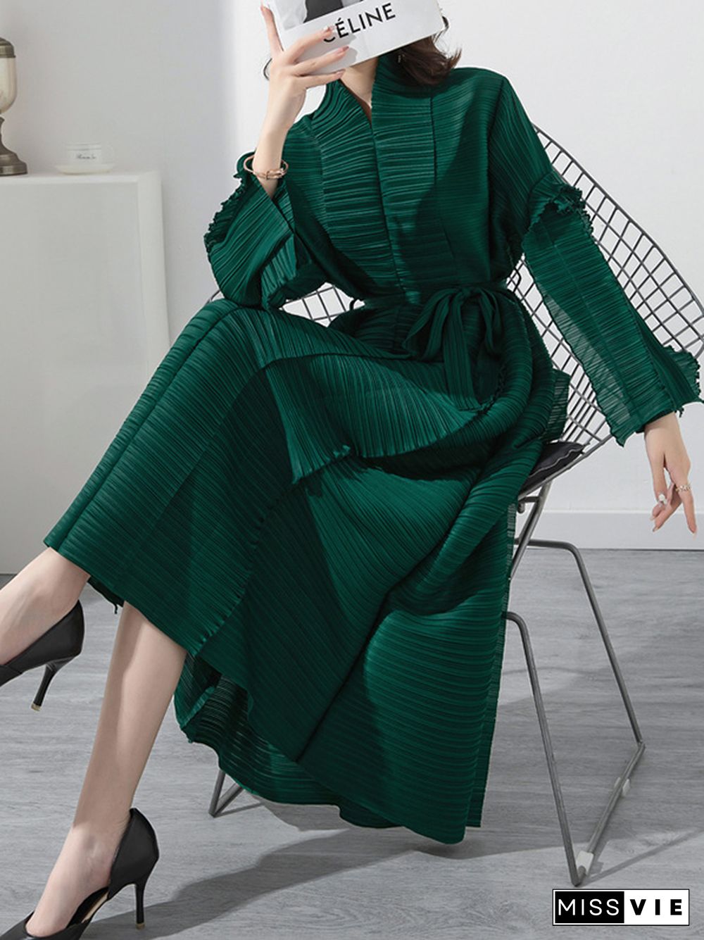 Casual Long Sleeves Loose Tied Pleated Stand Collar Midi Dresses