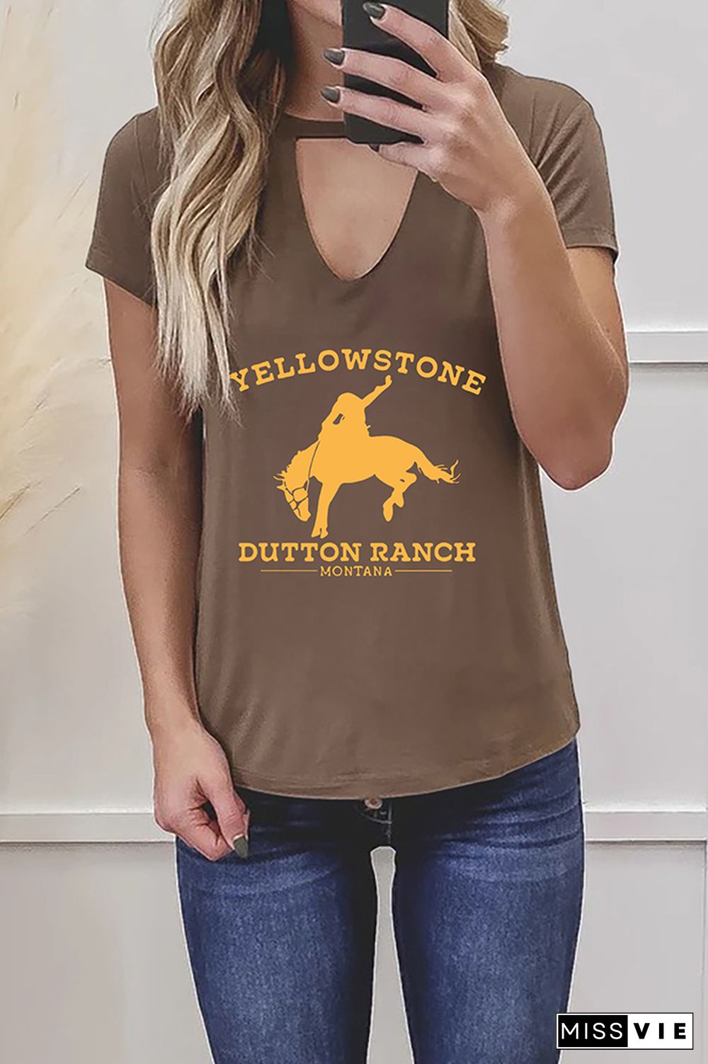 Yellowstone Graphic Tees for Women Wholesale Short Sleeve T shirts Top