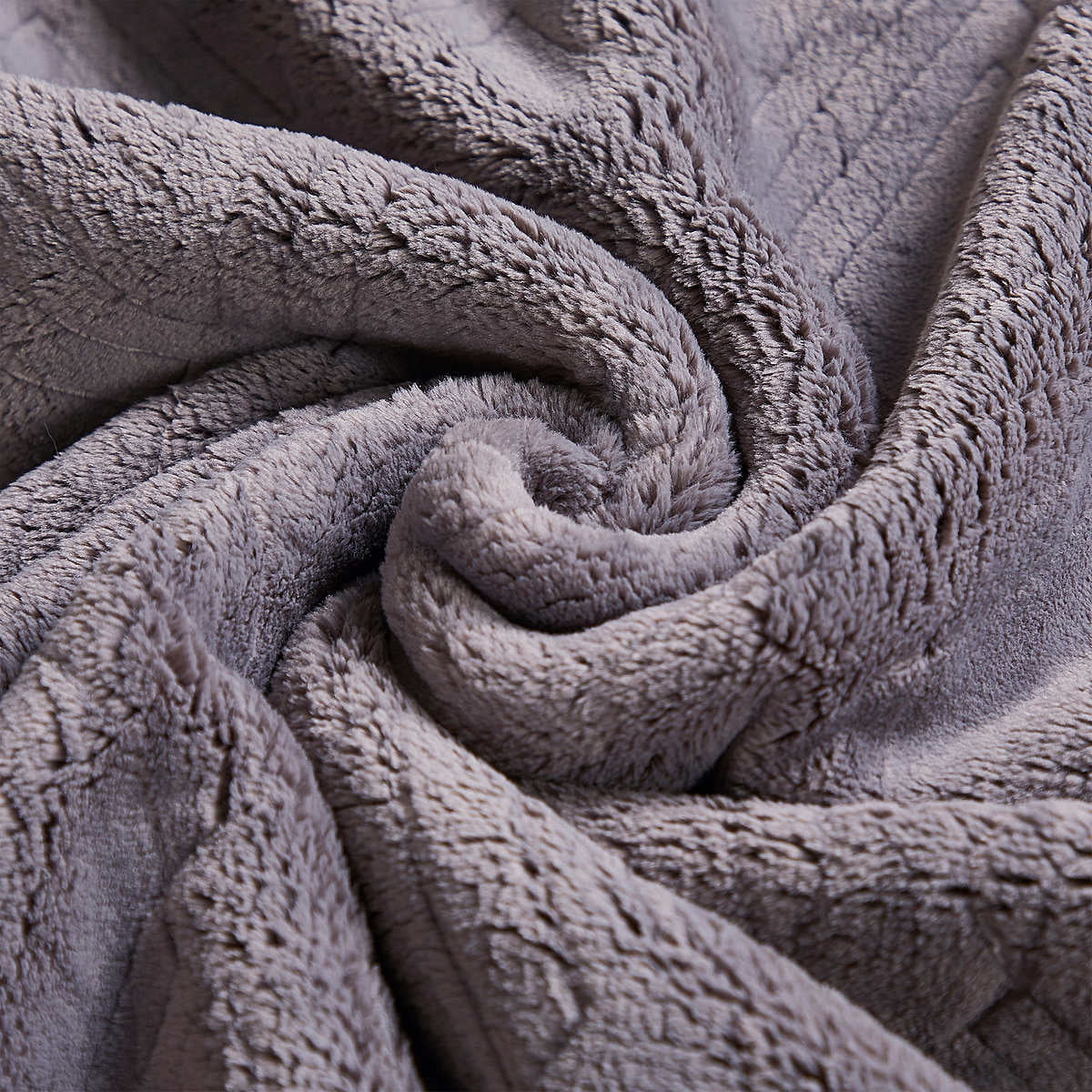 Monte and Jardin Ultra Plush Throw