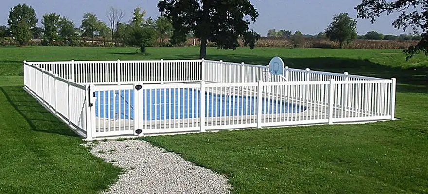 Decorative safety pvc vinyl railing swimming  pool fence