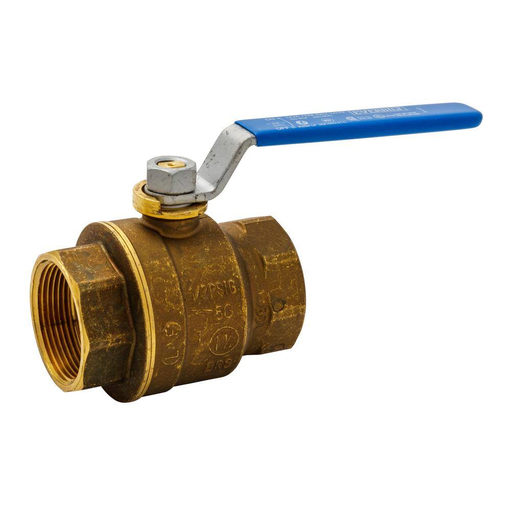 Everbilt 1-12 in. x 1-12 in. Brass FPT Full Port Threaded Ball Valve 107-407EB