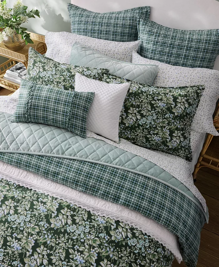 Laura Ashley Bramble Floral Cotton Reversible 7 Piece Duvet Cover Set， Full Queen