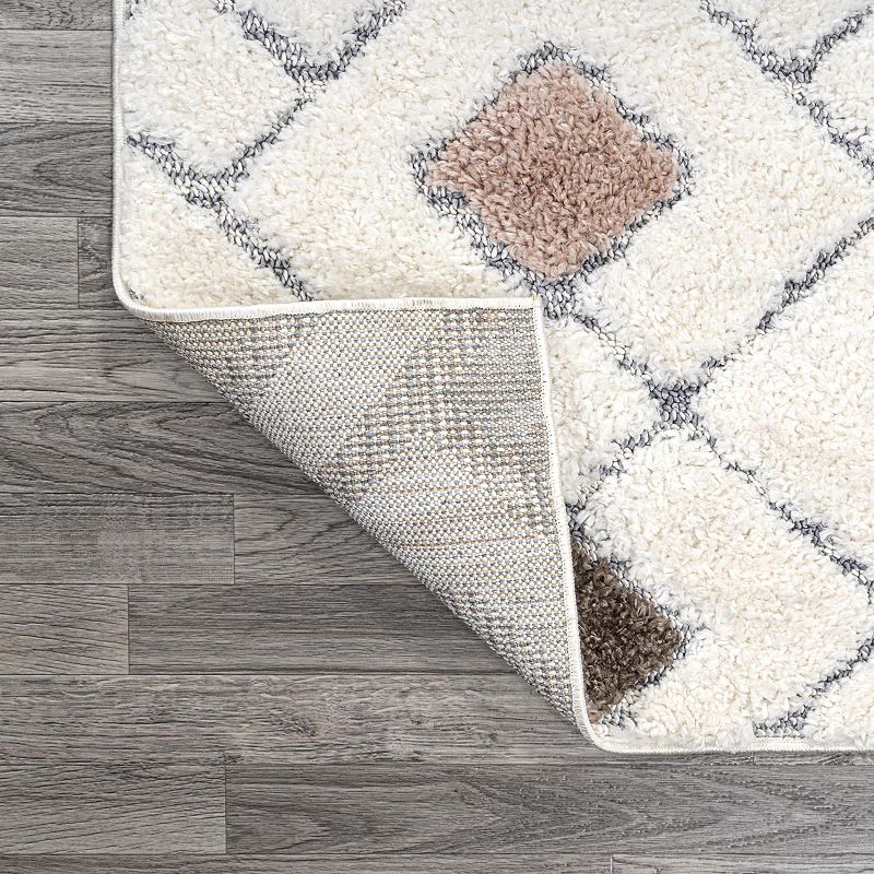 Astrid High-Low Multi Rug