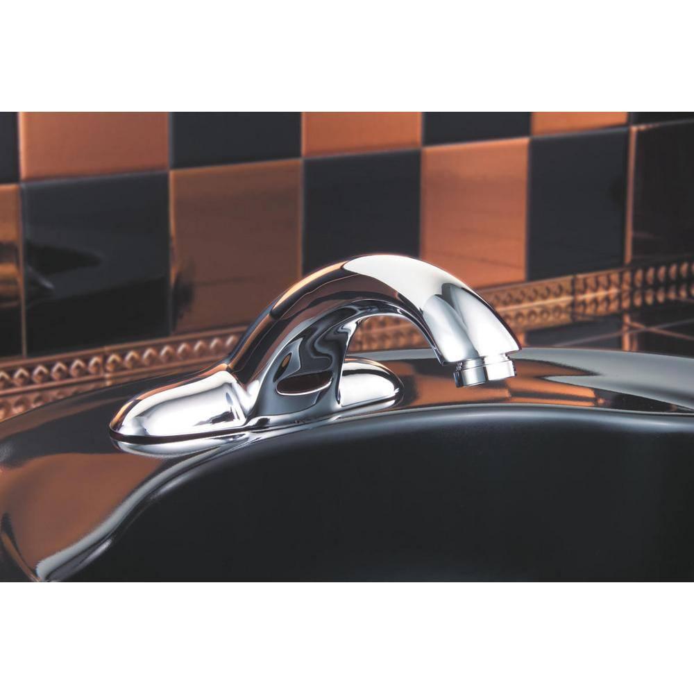 Delta Commercial Touchless 4 in Centerset SingleHandle Bathroom Faucet with Battery Power in Chrome