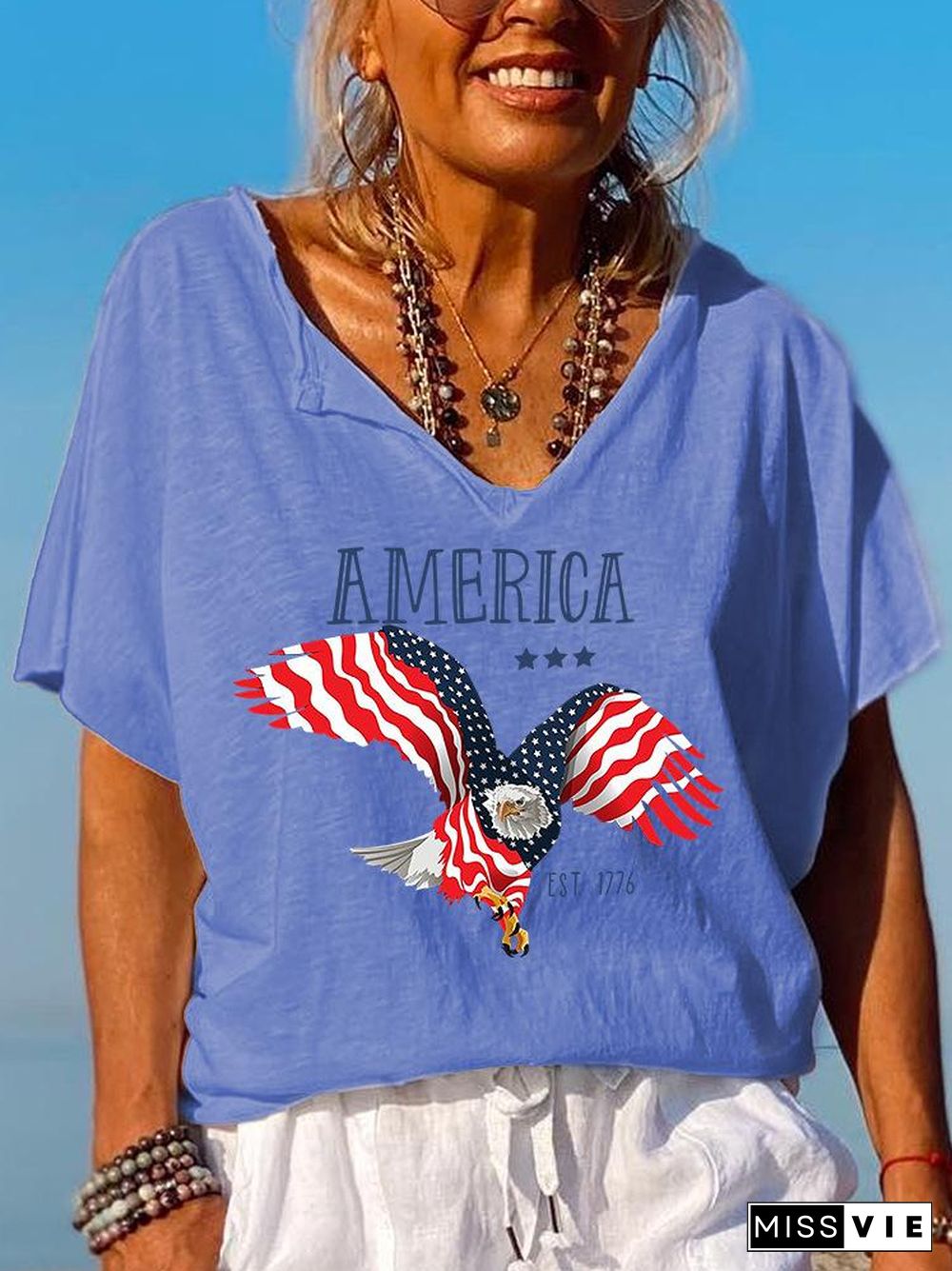 America Est.1776 Letter Owl Flag Pattern T-Shirt