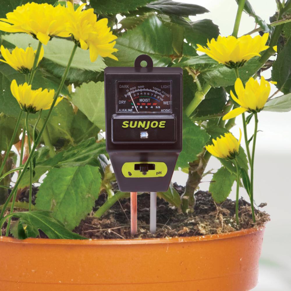 Sun Joe 3-In-1 Soil Meter with Moisture PH and Light Meter for IndoorOutdoor Gardens SJ-MMPH1