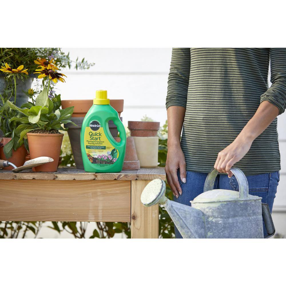 Miracle-Gro 48 oz. Quick-Start Planting and Transplant Starting Solution 2005562