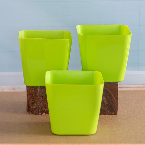 6.7 inch (17 cm) Square Plastic Planter with Rounded Edges (Green) (set of 3)