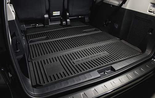 Genuine OE Toyota Cargo Liner， Sienna Logo， Black - PU550-08152