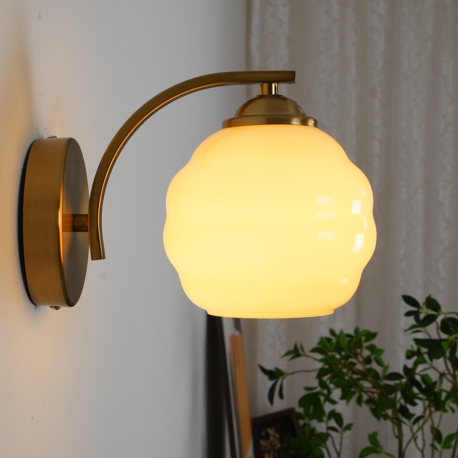 Art Deco Vintage Wall Lamp