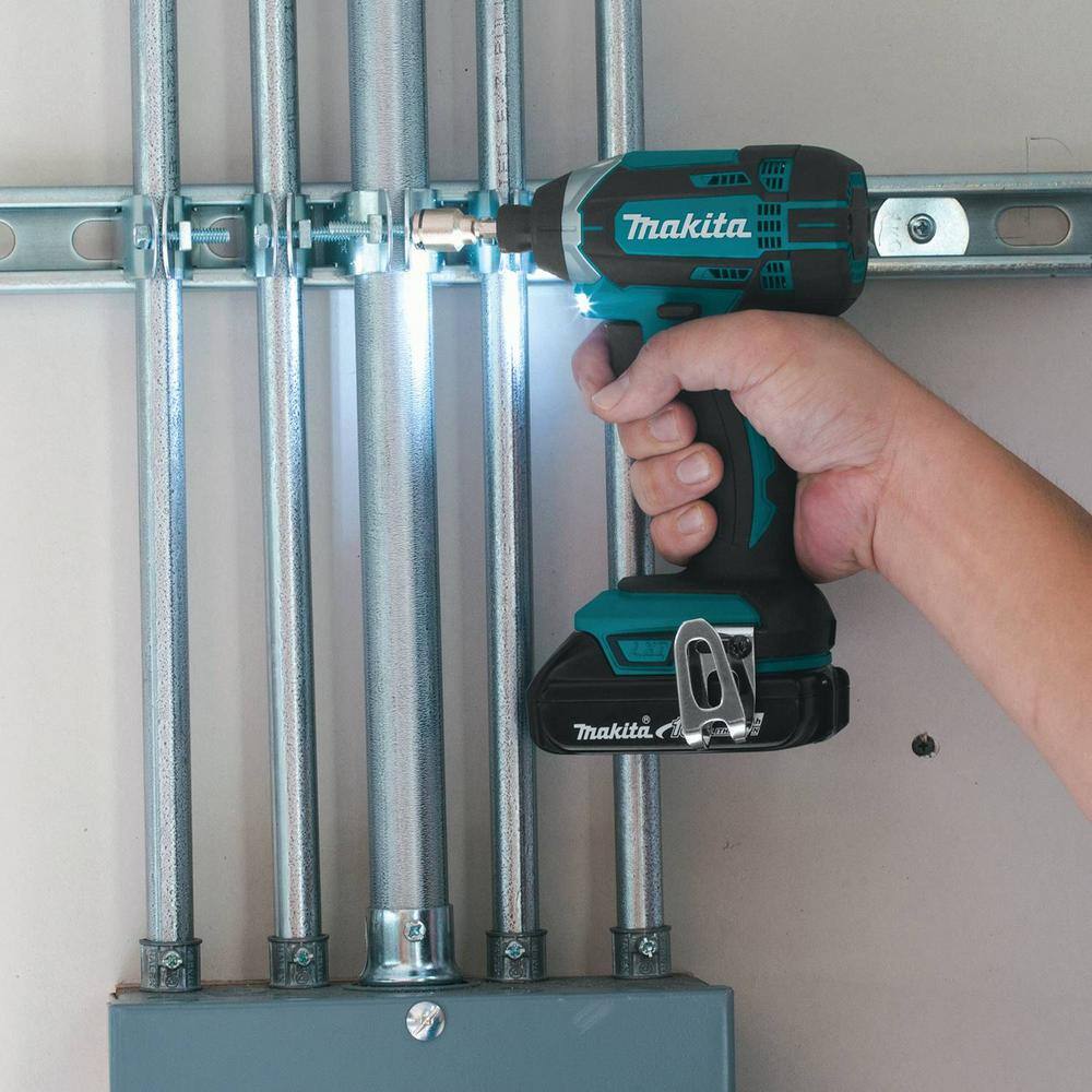 Makita 1.5 Ah 18V LXT Lithium-Ion Compact Cordless 14 in. Variable Speed Impact Driver Kit XDT11SY