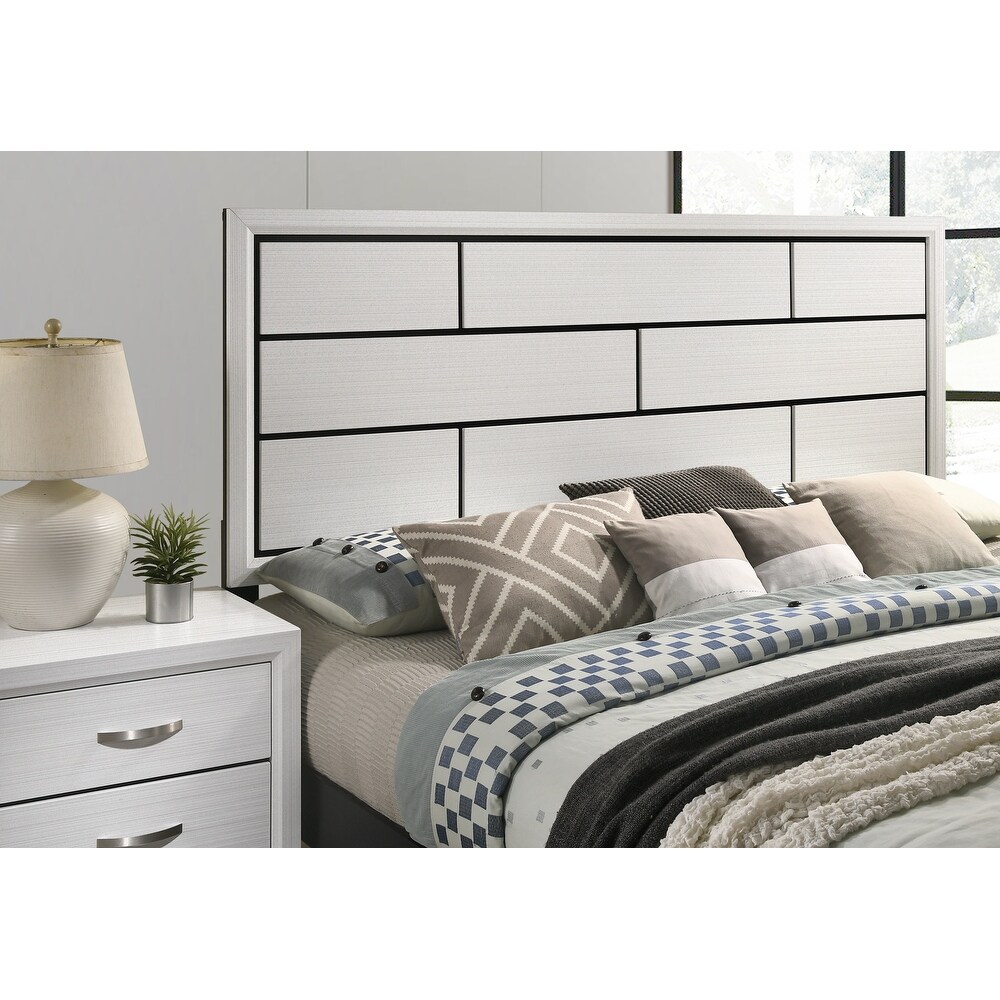 Roundhill Furniture Stout Contemporary Panel Bedroom Set in White Finish with Panel Bed  Dresser  Mirror  2 Night Stands