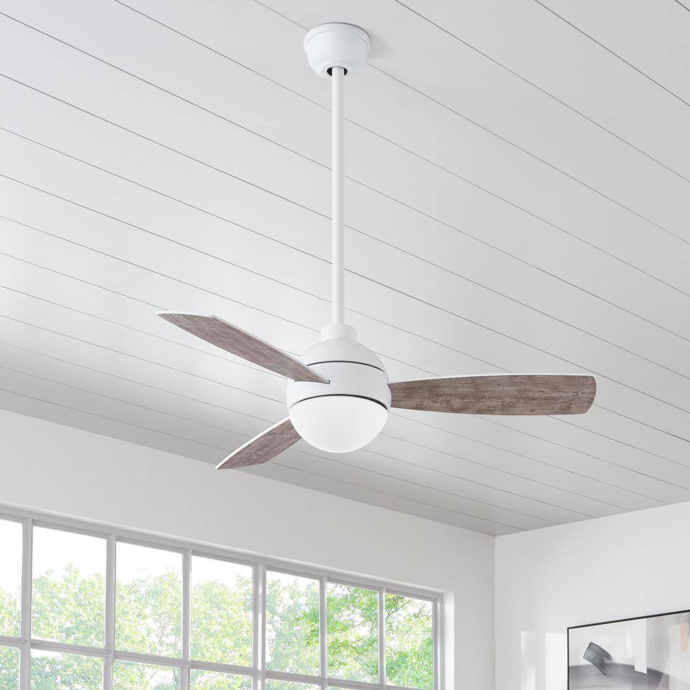 Home Decorators Collection Alisio 44 in. LED White Ceiling Fan with Light and Remote Control YG768A-WH