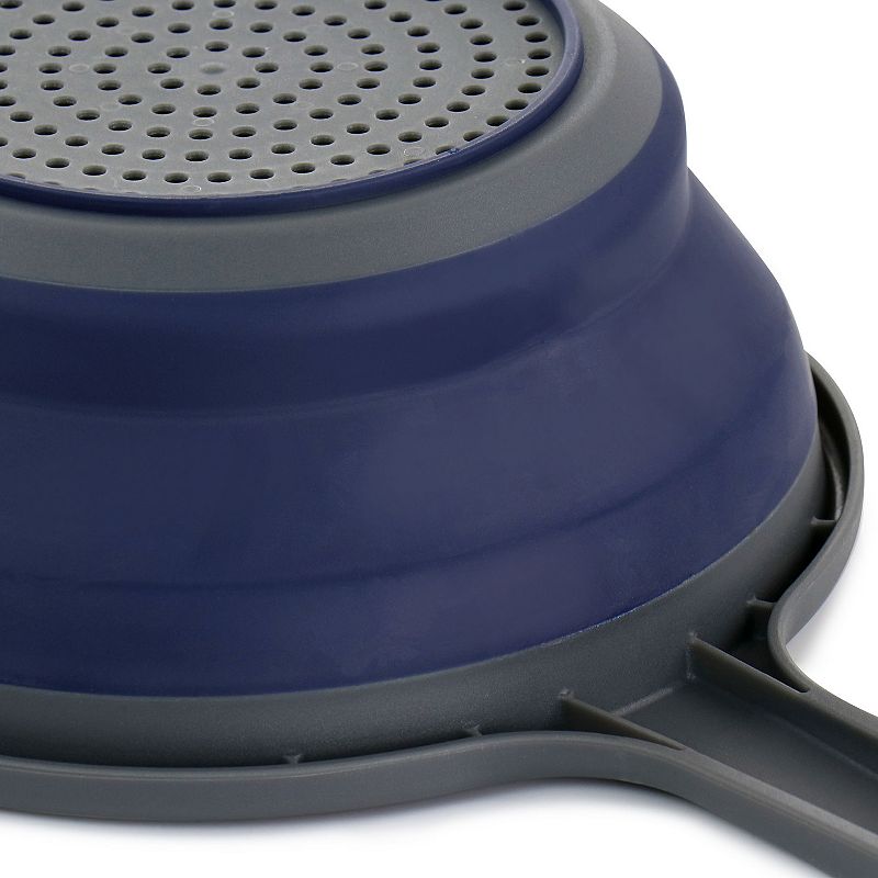 Oster Cocina Bluemarine Collapsible Polypropylene Colander with Handle in Navy