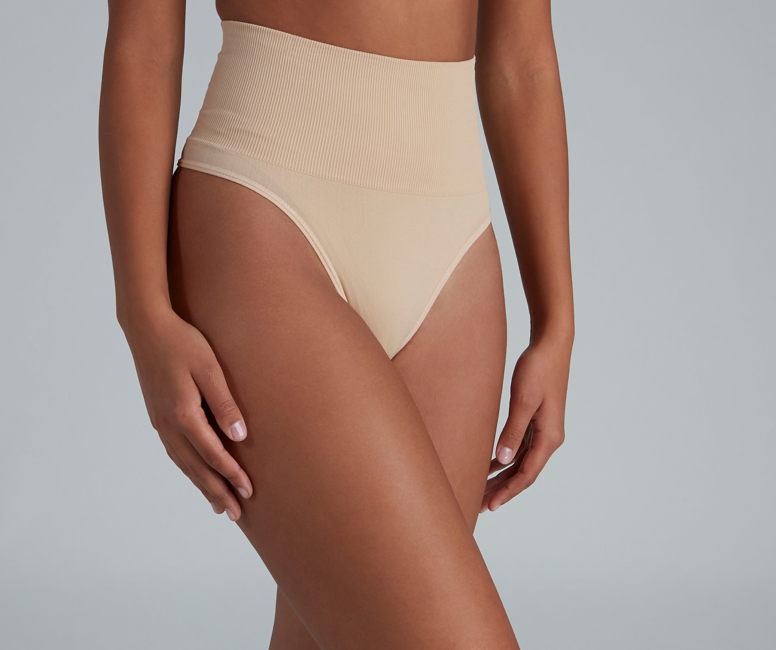 Mid-Rise Sleek Shaper Thong