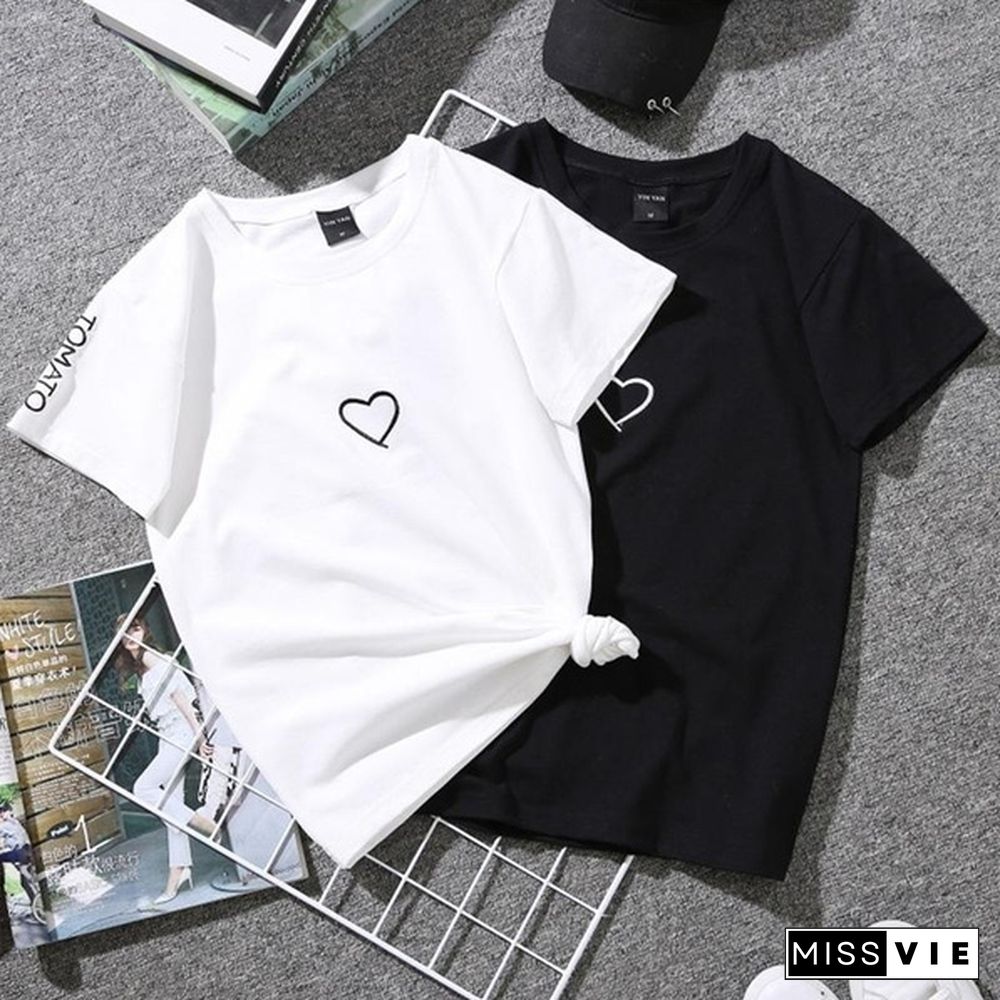 Fashion T Shirt Women Gesture Love Graphic Tees Women Heart Printed Summer Top Korean T-shirt Women