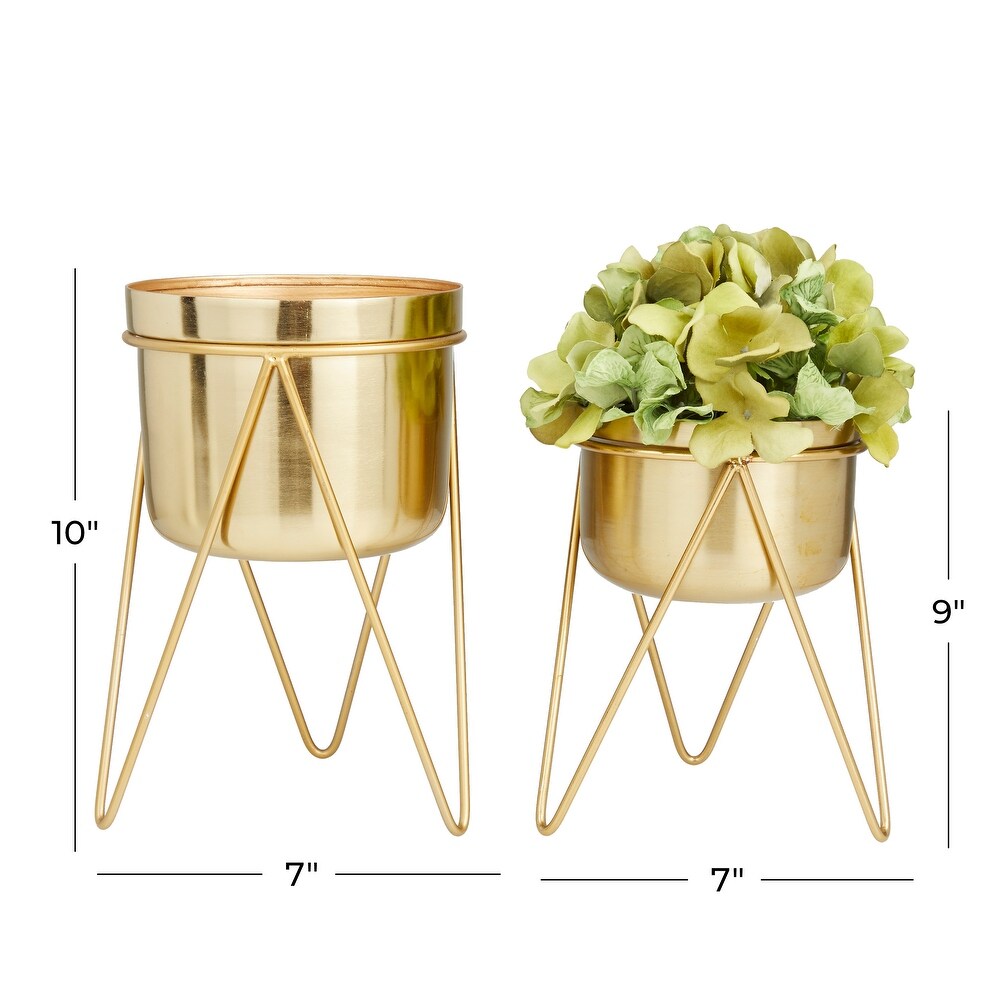 CosmoLiving by Cosmopolitan Metal Modern Planter (Set of 2)   S/2 7\