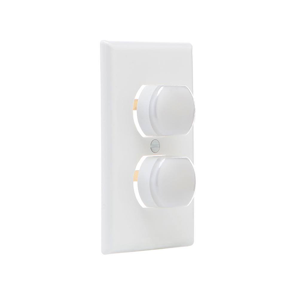 Hampton Bay 1-Gang Duplex Wall Plate with 2 Color Changing Plug Lights and 2 Tamper Resistant Caps BPPSW-MD-2