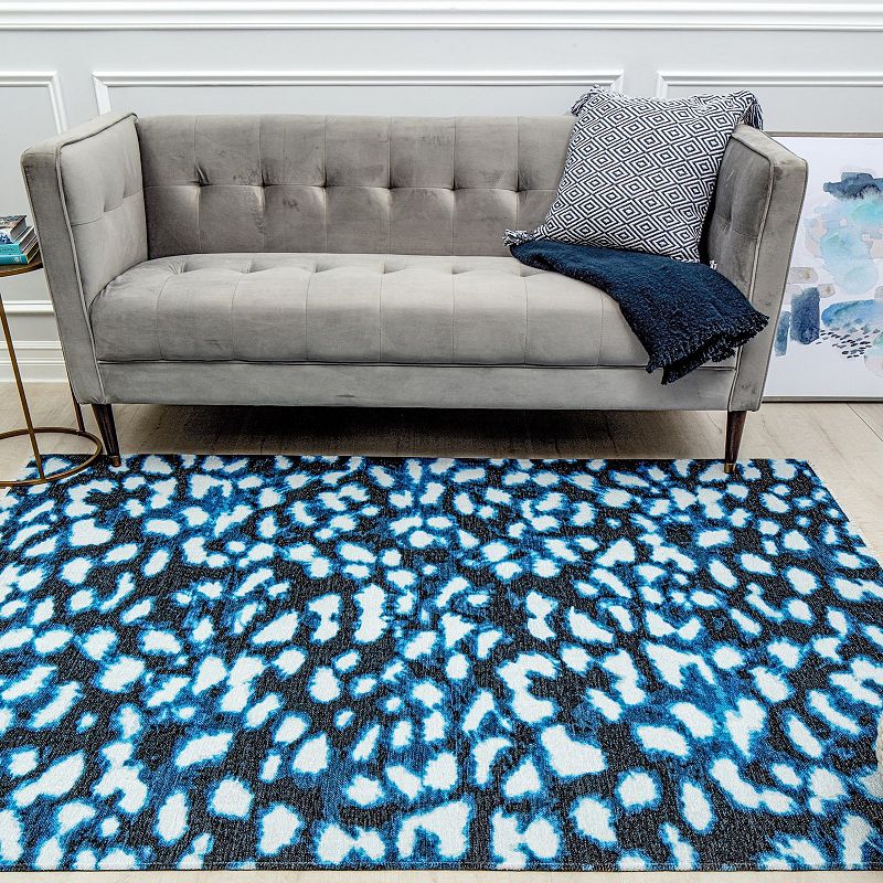 Isaac Mizrahi Eloise Contemporary Geometric Soft Spot Rug