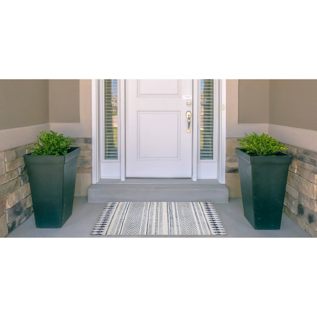 Devimy Washable Outdoor Rug Ivory blue Linon