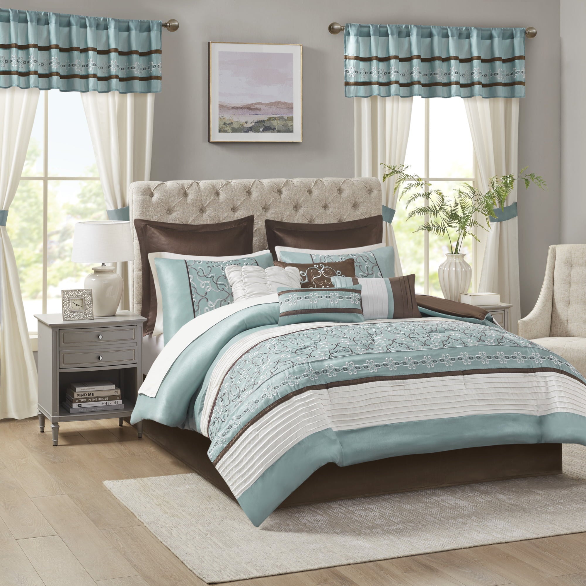 Home Essence Seafoam Embroidered 24 Pieces Comforter Set Bed-in-a-Bag， Queen