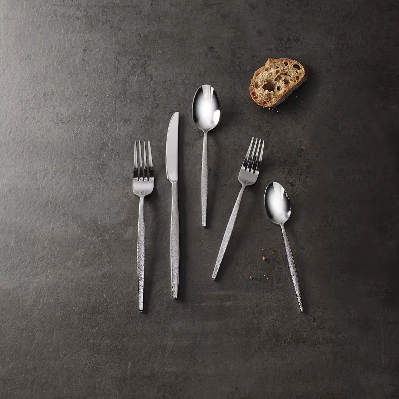 Oneida Revolve 20-pc. Flatware Set