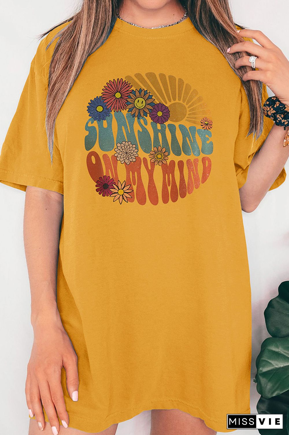 Vintage Sunshine Flower Graphic Tee