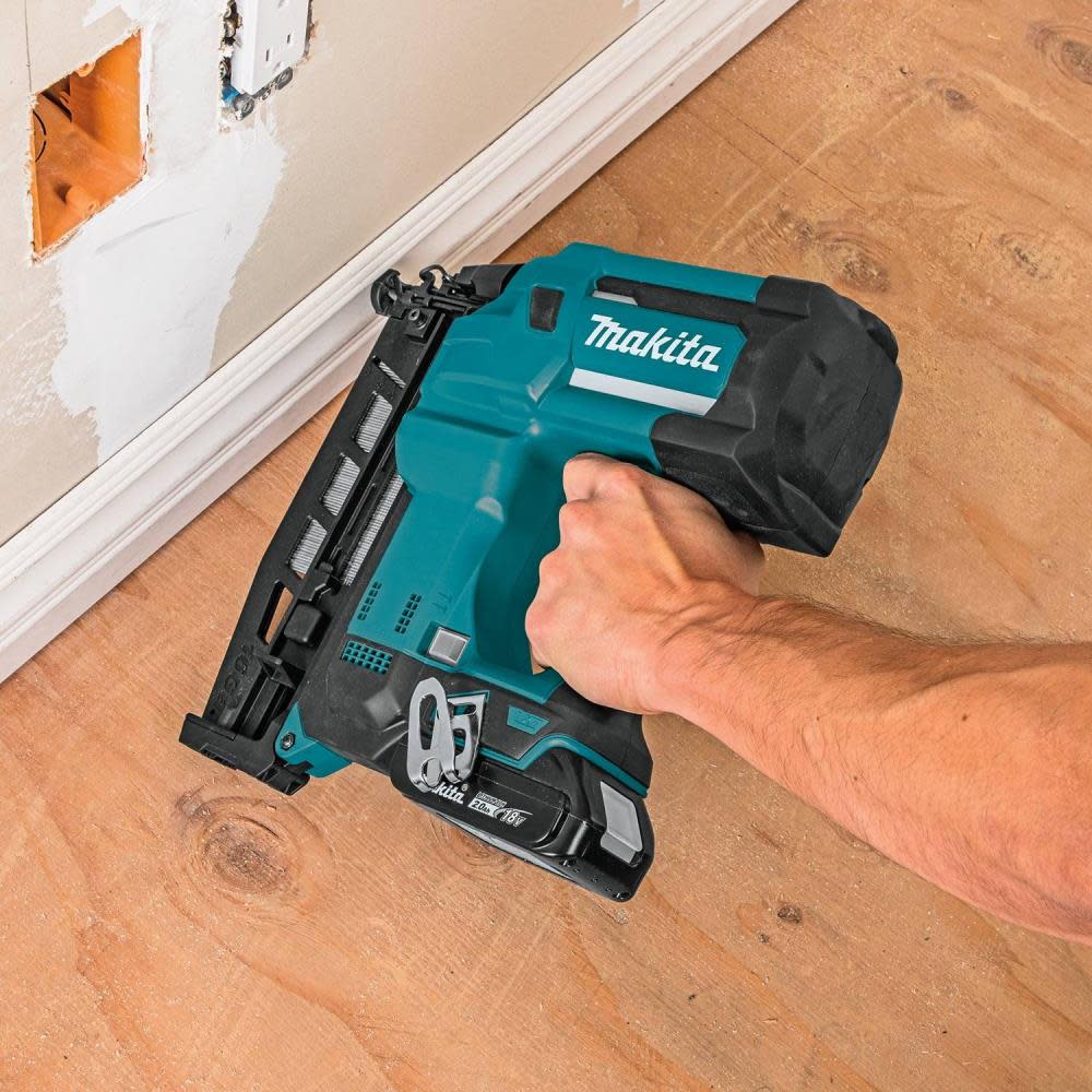 18V LXT? Lithium-Ion Cordless 2-1/2 Straight Finish Nailer Kit， 16 Ga. (2.0Ah) ;