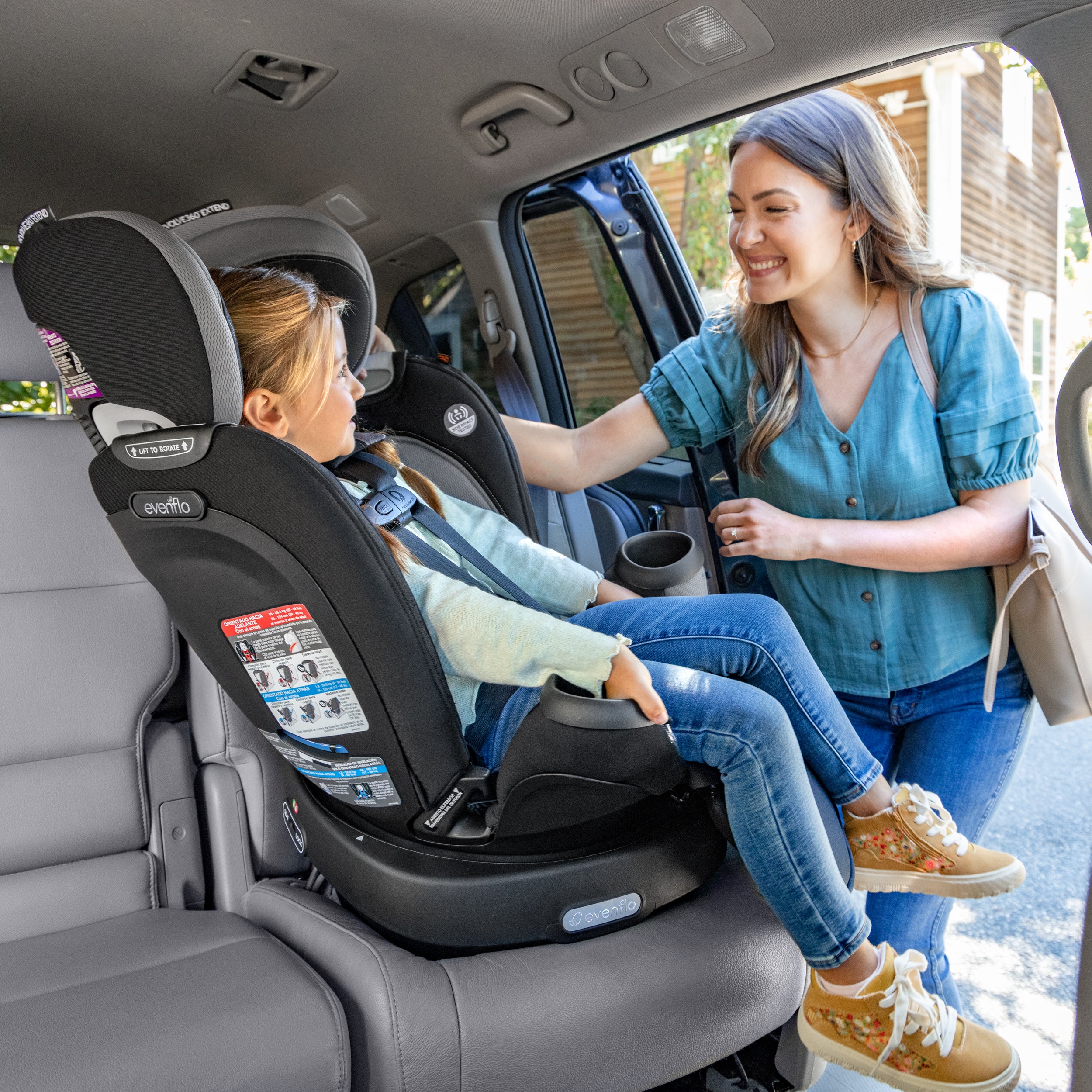 Revolve360 Extend Rotational All-in-One Convertible Car Seat with Quick Clean Cover