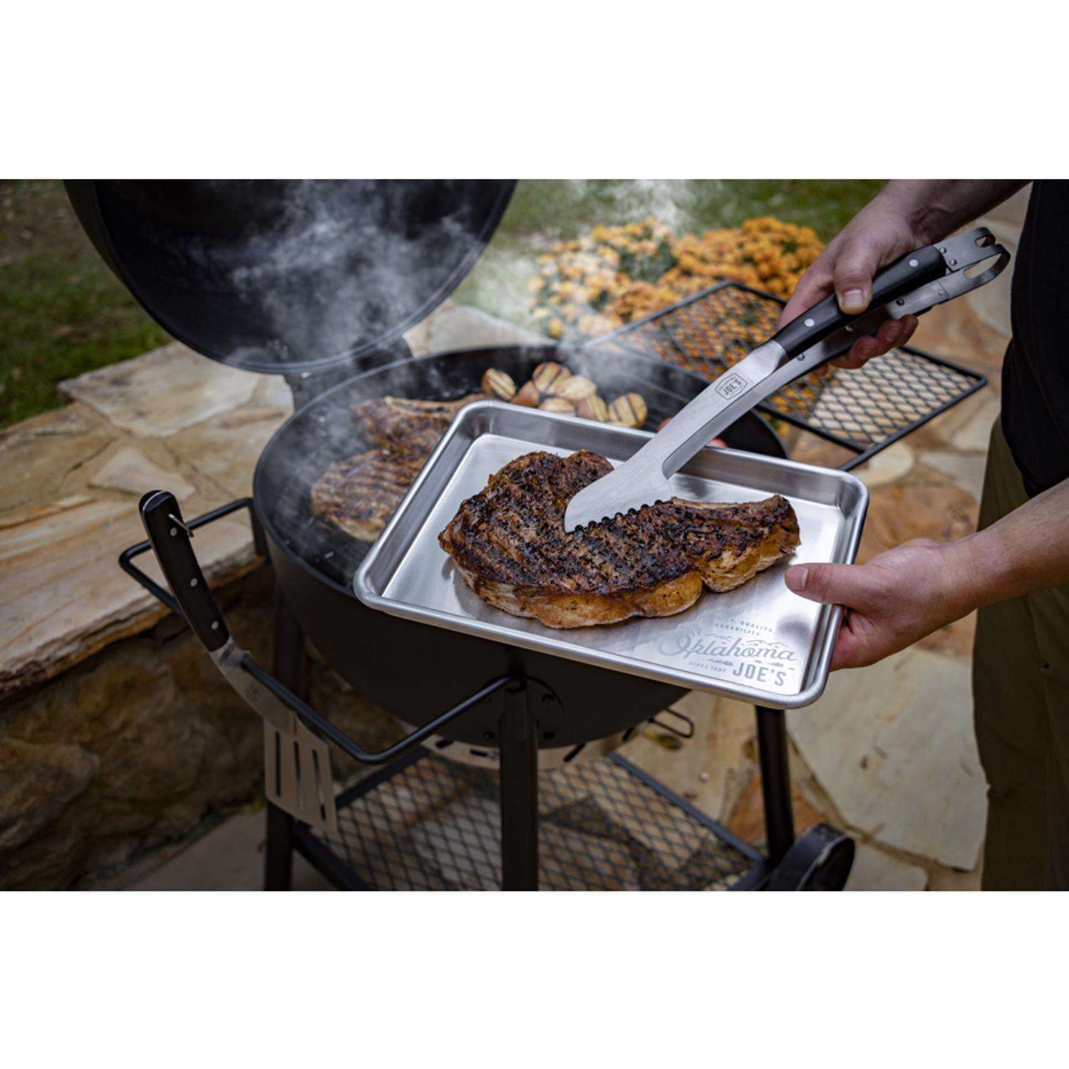 Char-Broil 21.5 in. Blackjack Charcoal Grill Black