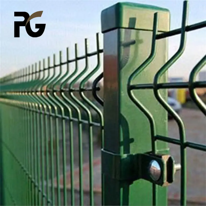 Hot Sale Peach Post Type Welded Wire Mesh Panel Curve 3D Fence