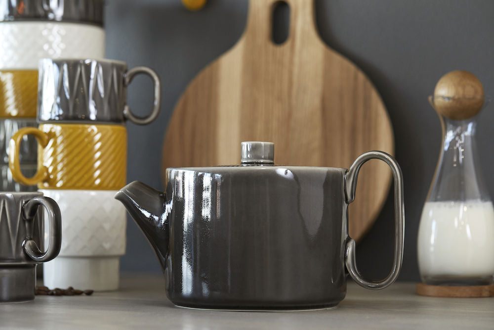 Coffee & More Tea Pot in Grey