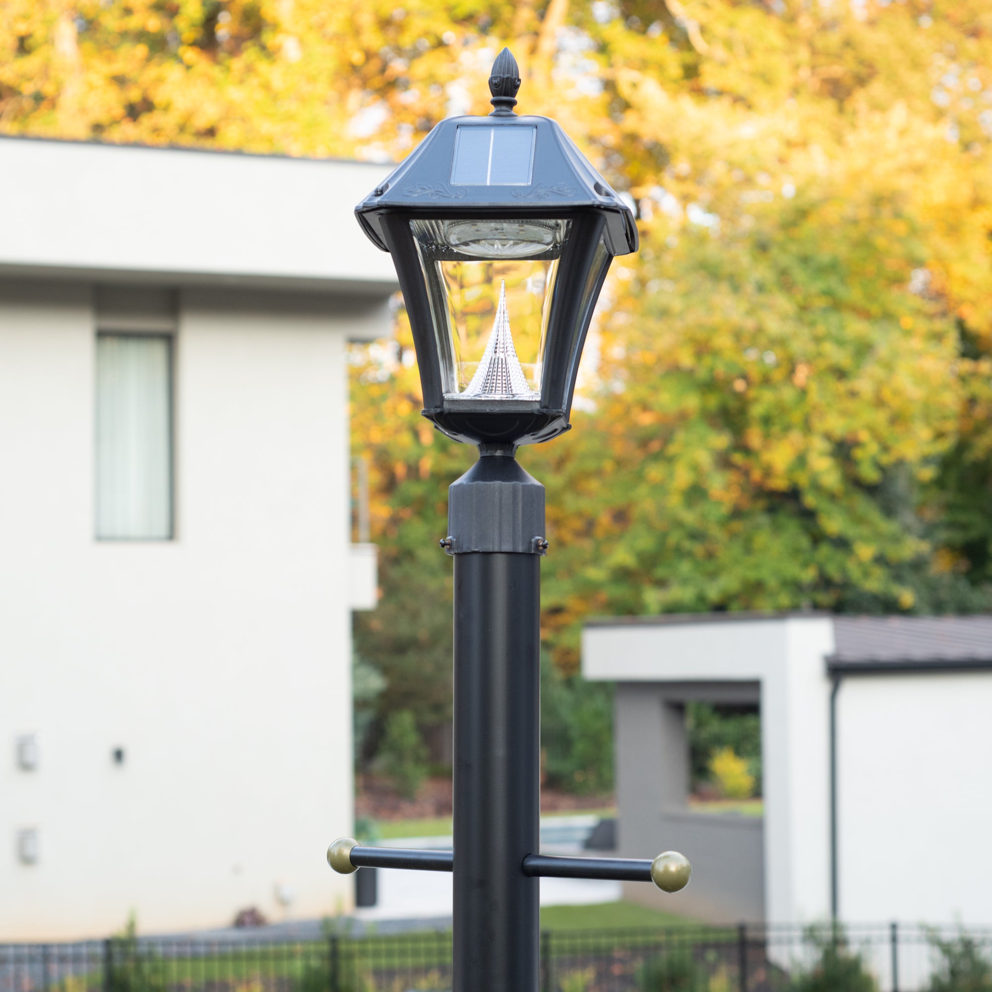 Gama Sonic Baytown II Solar Light in Bright White- Wall/Pier/ 3 Inch Fitter Mounts - Black Finish